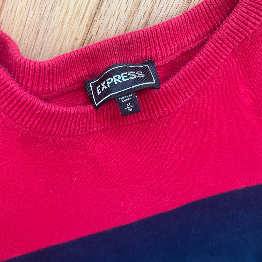 Men’s Express Color Block Sweater - Picture 2 of 3